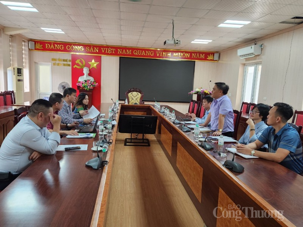 Bộ Công Thương kiểm tra công tác quản lý Nhà nước về an toàn thực phẩm tại Nghệ An