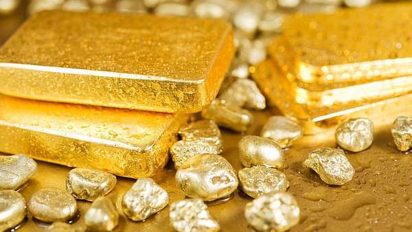 Nguyên nhân nào khiến tình trạng buôn lậu vàng gia tăng?