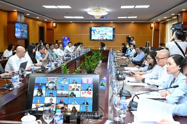 Hội nghị giao ban xúc tiến thương mại với hệ thống các cơ quan thương vụ tại nước ngoài tháng 10