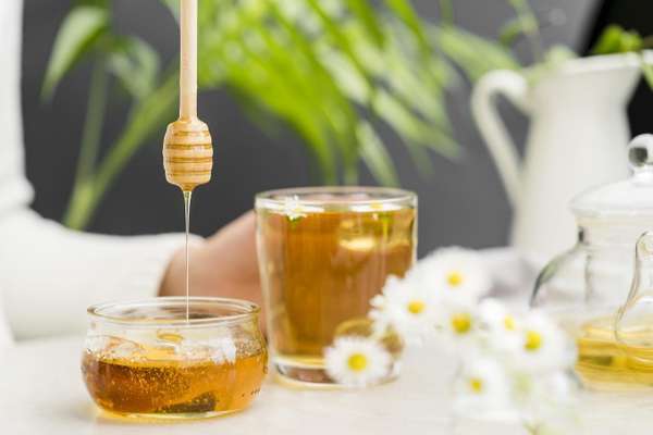 Người bị bệnh tiểu đường có nên uống chanh mật ong vào buổi sáng?