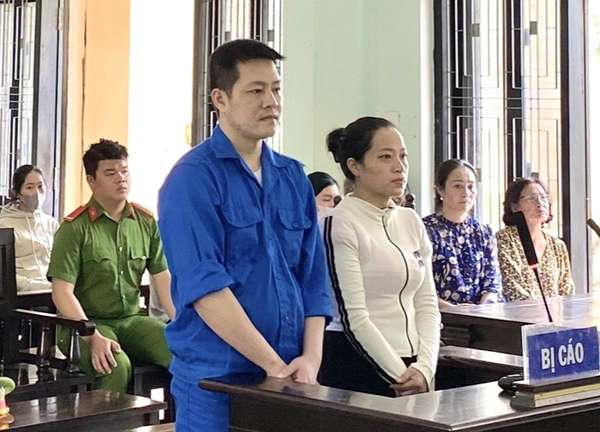 Thừa Thiên Huế: Cựu công an cùng vợ lãnh 33 năm tù về tội lừa đảo chiếm đoạt tài sản