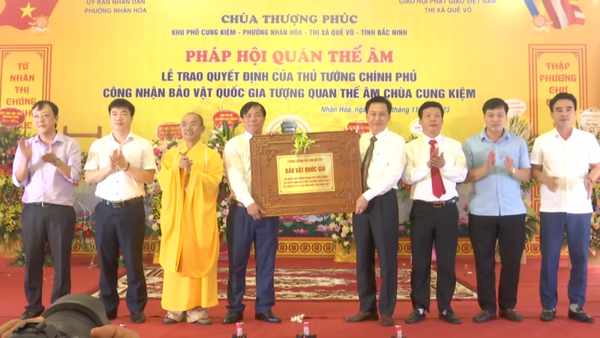 Bắc Ninh đón bằng công nhận Bảo vật quốc gia với tượng Quan Thế Âm