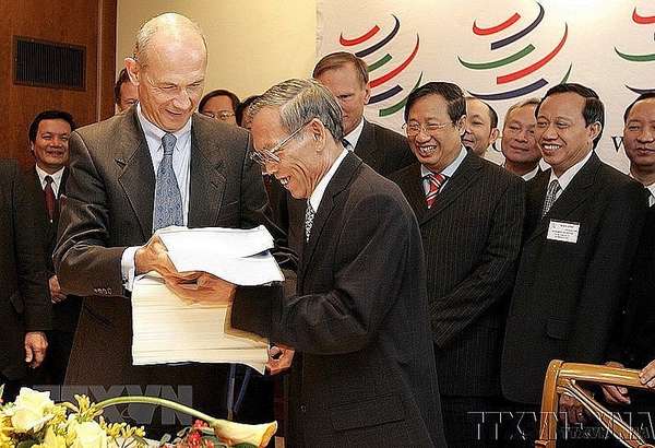 Ngày này năm xưa 7/11: Việt Nam chính thức gia nhập WTO; Kỷ niệm cách mạng Tháng Mười Nga