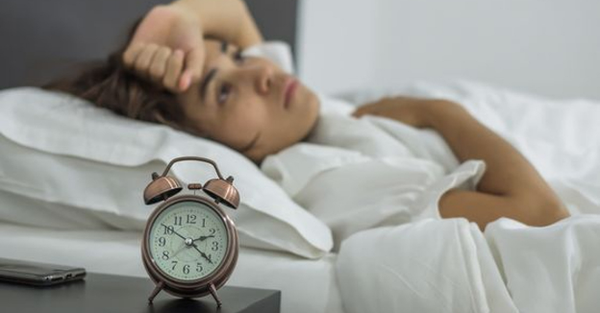 Mất ngủ kéo dài sẽ khiến người bệnh mệt mỏi, uể oải, sức khỏe suy giảm