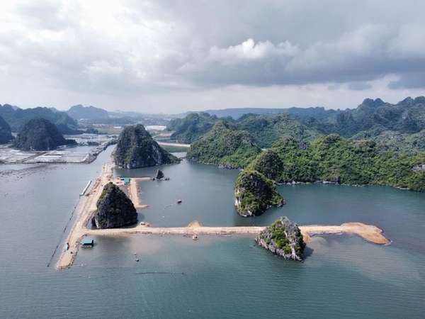 Phó Thủ tướng yêu cầu kiểm tra phản ánh dự án quây núi đá vịnh Hạ Long làm 