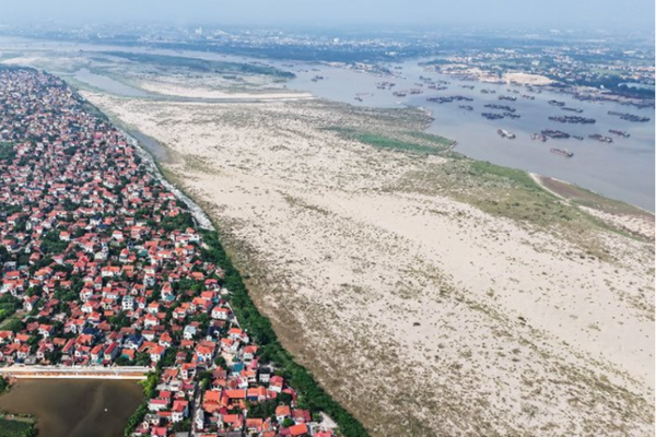 Hé lộ tiềm lực 3 doanh nghiệp bỏ giá gấp trăm lần để “ôm” 3 mỏ cát ở Hà Nội