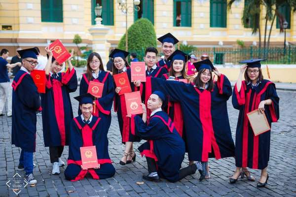 Thi tốt nghiệp THPT từ năm 2025: Giảm áp lực và tốn kém cho xã hội