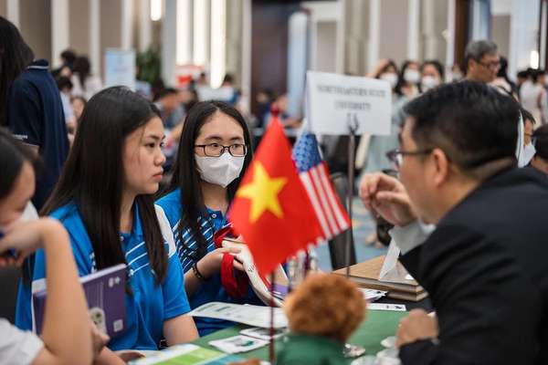 Việt Nam đứng top 5 về số lượng du học sinh tại Mỹ