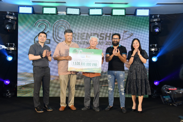 Giải Golf Suntory PepsiCo Việt Nam quyên góp hơn 1,5 tỷ đồng hỗ trợ bệnh nhận ung thư