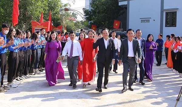 Phó Thủ tướng Chính phủ Trần Lưu Quang dự Ngày hội Đại đoàn kết tại tỉnh Thanh Hóa