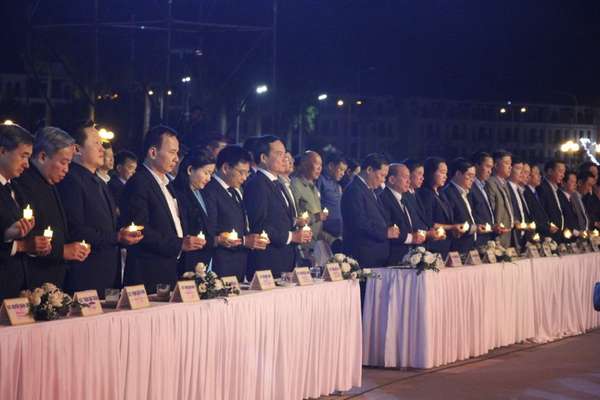 Phó Thủ tướng Chính phủ dự Lễ tưởng niệm các nạn nhân tử vong do tai nạn giao thông