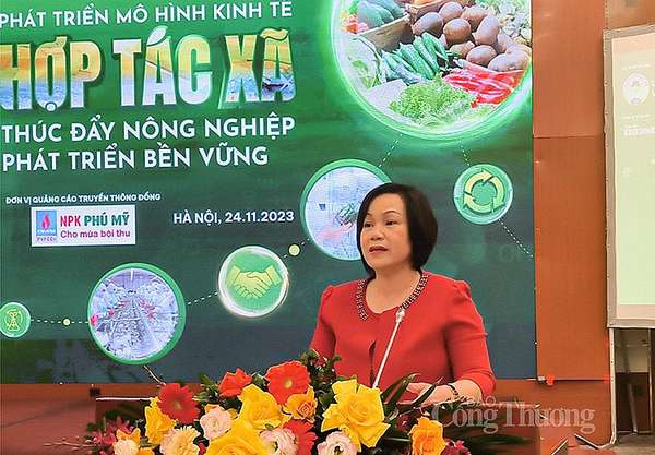 Bà Lê Việt Nga - Phó Vụ trưởng Vụ Thị trường trong nước (Bộ Công Thương) chia sẻ tại Diễn đàn