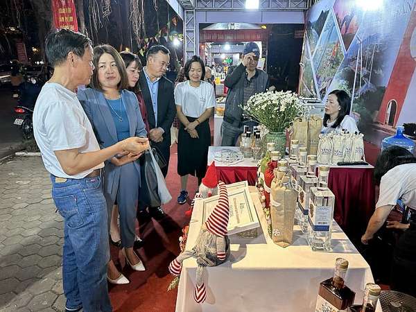 Khai mạc “Ngày hội sản phẩm Quảng Trị tại Hà Nội năm 2023”