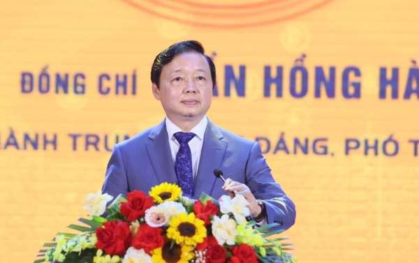 Phó Thủ tướng Chính phủ Trần Hồng Hà tham dự Diễn đàn