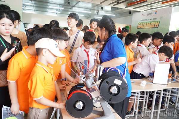 Đà Nẵng: Hơn 5.000 học sinh, giáo viên trải nghiệm AI và Robotics