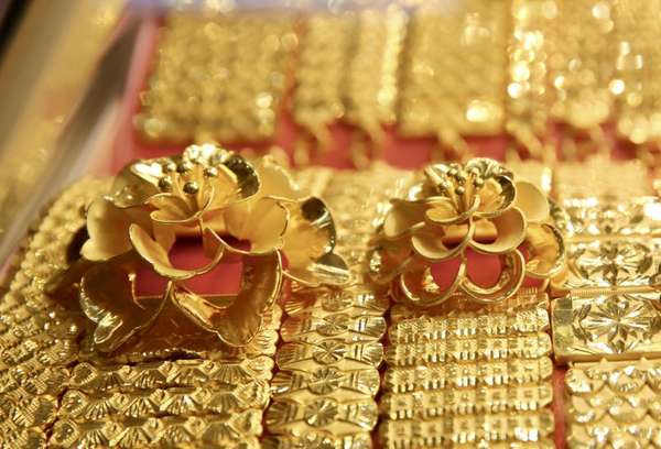 Giá vàng SJC tăng kỷ lục, nhà đầu tư vàng