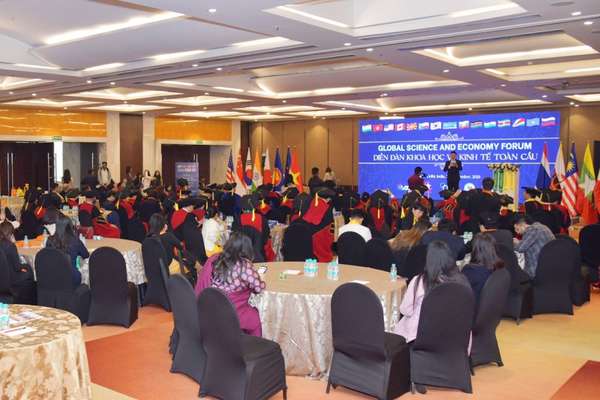 Sự kiện đang diễn ra với nhiều hoạt động kết nối giao thương, giao lưu văn hóa hai nước Việt Nam - Ấn Độ