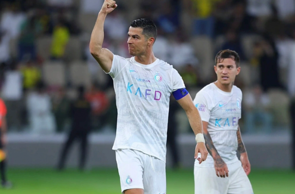 Ronaldo lập cột mốc đáng nhớ trong trận Al Nassr đại thắng Al Ittihad