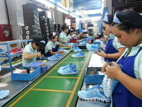 Để ngành da giày đủ khả năng xây dựng chuỗi sản xuất khép kín, chính sách hỗ trợ đó cần tập trung ưu đãi cho doanh nghiệp nội.