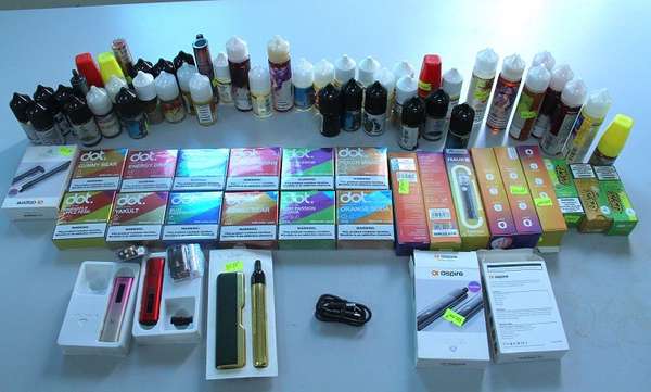 Lào Cai:  Xử phạt hơn 30 triệu đồng chủ cửa hàng bán sản phầm thuốc lá điện tử không rõ nguồn gốc