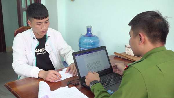 Quảng Nam: Bắt nhóm đối tượng cho vay với lãi suất 365%/năm