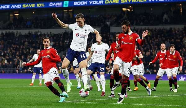 Bảng xếp hạng vòng 21 Ngoại hạng Anh ngày 15/1: Chia điểm kịch tính Tottenham, Man United vượt Chelsea
