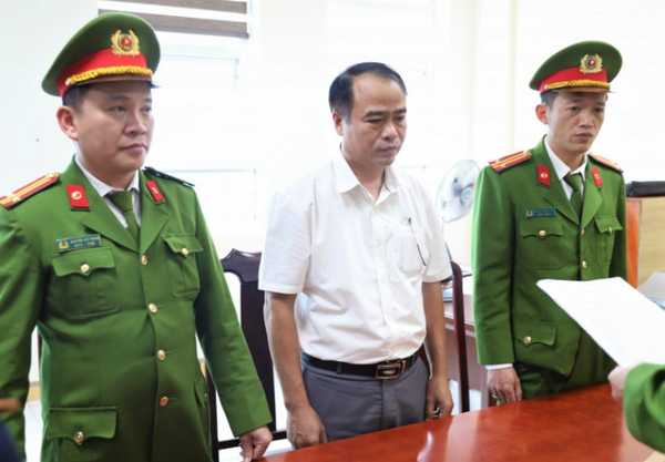 Hà Tĩnh: Giám đốc công ty chế biến muối bị bắt do tham ô tài sản