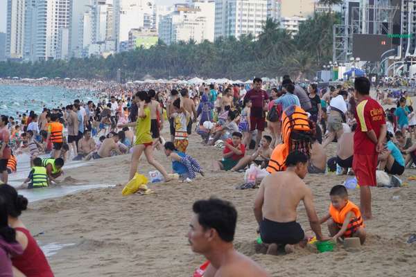 Khánh Hòa tìm cách đón 9 triệu lượt khách lưu trú trong năm 2024
