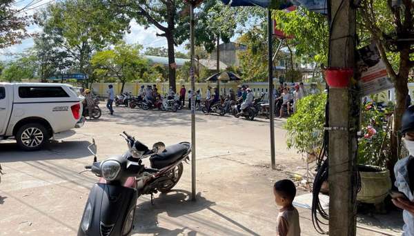 Quảng Nam: Truy bắt 2 đối tượng cướp ngân hàng