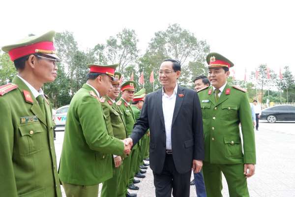 Phó Chủ tịch Quốc hội, Thượng tướng Trần Quang Phương thăm, chúc Tết tại Quảng Trị