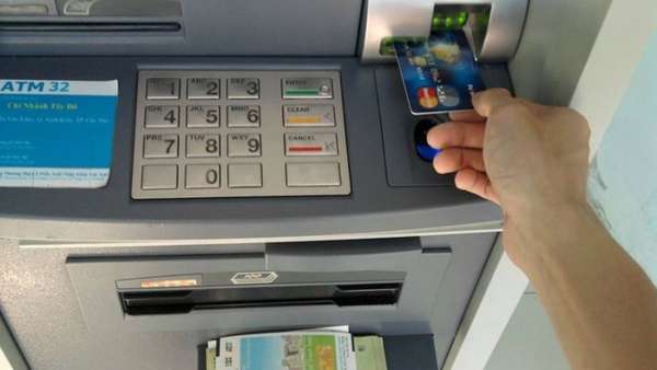 Xử lý nghiêm nếu để ATM thiếu tiền dịp Tết