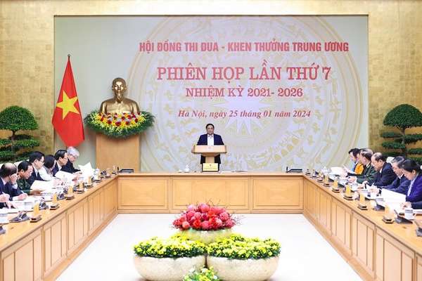 Thủ tướng chủ trì phiên họp lần thứ 7 Hội đồng Thi đua - Khen thưởng Trung ương