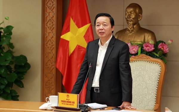 Phó Thủ tướng Trần Hồng Hà đồng ý chủ trương thành lập tổ công tác liên ngành để tháo gỡ các khó khăn, vướng mắc, sớm triển khai thí điểm một số dự án điện gió ngoài khơi - Ảnh: VGP/Minh Khôi