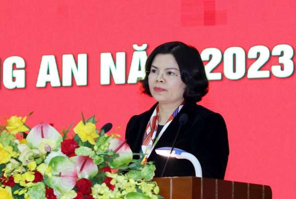 Bà Nguyễn Hương Giang, Chủ tịch tỉnh Bắc Ninh bị kỷ luật Khiển trách