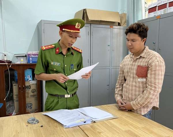 Lâm Đồng: Khởi tố, bắt tạm giam đối tượng bốc vác tham ô gần 300 triệu đồng của doanh nghiệp