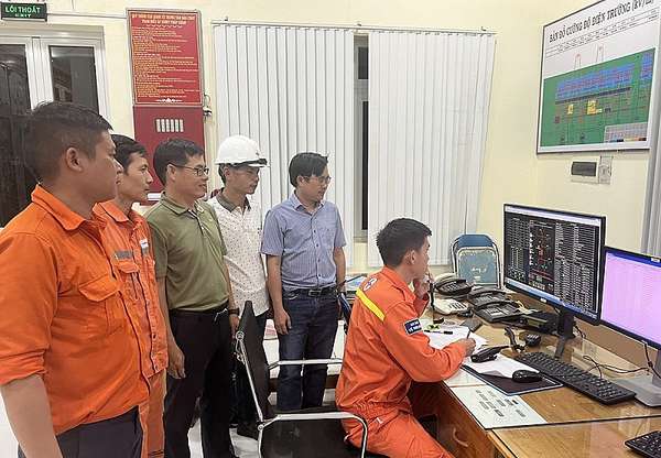 Hoàn thành công trình đường dây 220kV Nha Trang – Tháp Chàm