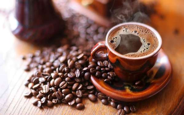 Lực bán thanh lý giảm và đồng USD suy yếu giúp giá cà phê xuất khẩu tăng trở lại
