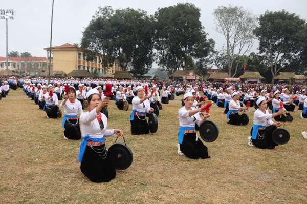 Độc đáo Lễ hội Khai hạ dân tộc Mường tỉnh Hòa Bình năm 2024
