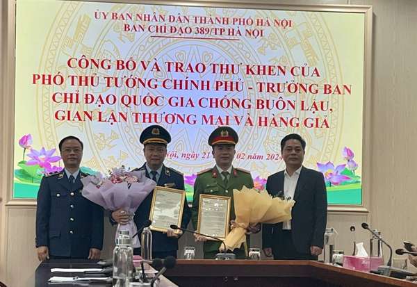 Phó Thủ tướng Trần Lưu Quang gửi thư khen lực lượng Quản lý thị trường Hà Nội