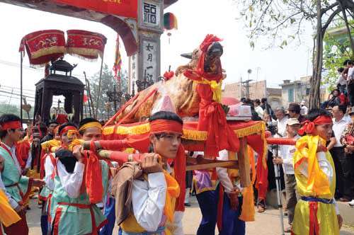 Bắc Giang: Đặc sắc lễ hội Thổ Hà