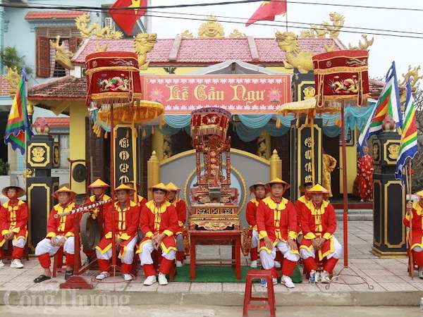 Độc đáo Lễ hội cầu ngư có lịch sử gần 400 năm ở Quảng Bình