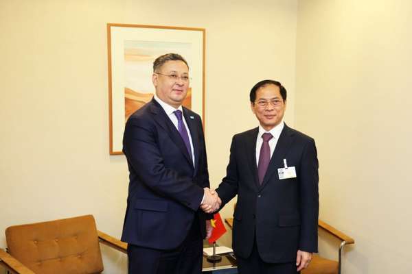 Triển khai loạt giải pháp thúc đẩy hợp tác song phương giữa Việt Nam - Kazakhstan