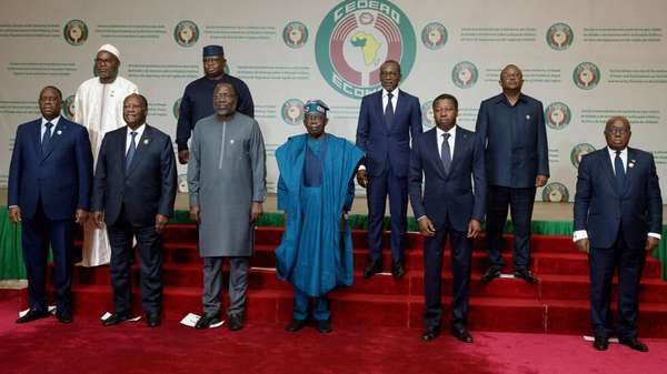 Cộng đồng Kinh tế các quốc gia Tây Phi (ECOWAS) dỡ bỏ lệnh cấm vận với Niger