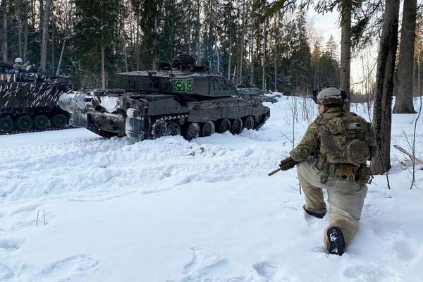 Chiến sự Nga-Ukraine: Phương Tây và NATO có thực sự muốn gửi quân tới Ukraine?
