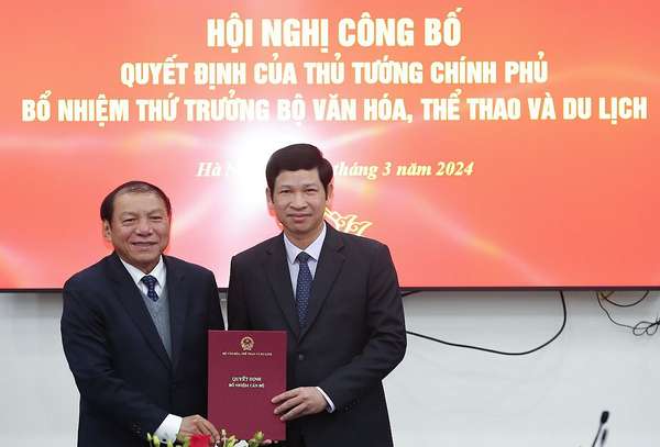 Trao quyết định bổ nhiệm Thứ trưởng Bộ Văn hóa, Thể thao và Du lịch cho ông Hồ An Phong