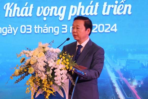 Phó Thủ tướng Trần Hồng Hà phát biểu. Ảnh: T.X