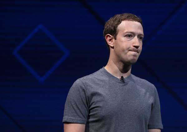 Mark Zuckerberg mất gần 2,8 tỷ USD sau sự cố sập Facebook tối 5/3