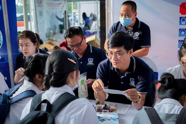 Trường Đại học Nguyễn Tất Thành công bố mức điểm sơ tuyển năm 2024