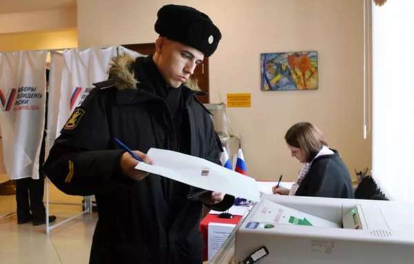 Cuộc bầu cử Tổng thống Nga 2024 diễn ra trong 3 ngày như thế nào?