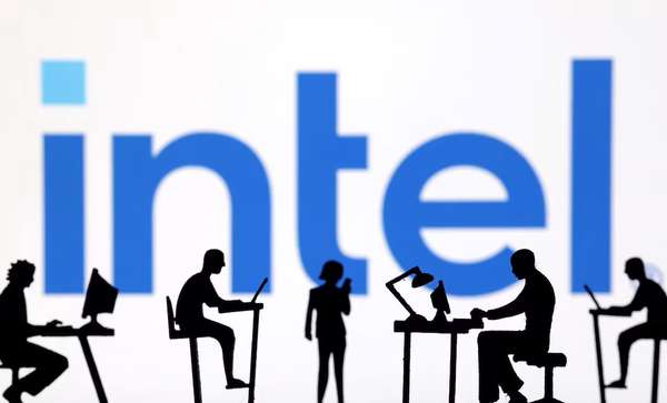 Tập đoàn Intel chuẩn bị đầu tư 100 tỷ USD khắp 4 bang của Hoa Kỳ